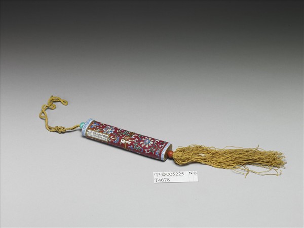 粉彩紅地纏枝花卉紋牙籤筒