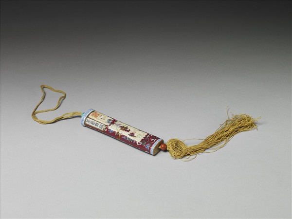 粉彩紅地纏枝花卉紋牙籤筒