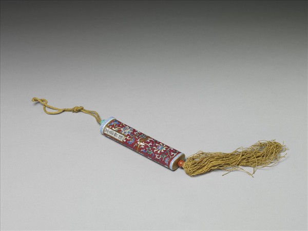 粉彩紅地纏枝花卉紋牙籤筒