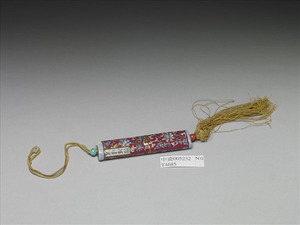 粉彩紅地纏枝花卉紋牙籤筒