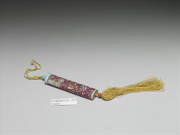 粉彩紅地纏枝花卉紋牙籤筒