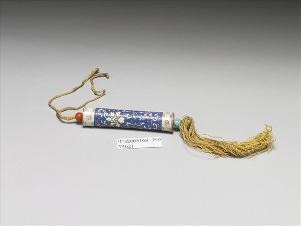 粉彩藍地纏枝花卉紋牙籤筒