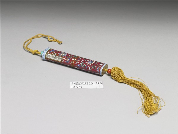 粉彩紅地纏枝花卉紋牙籤筒