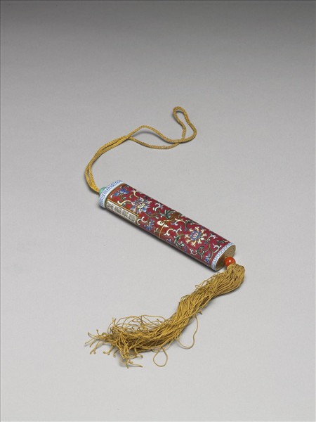 粉彩紅地纏枝花卉紋牙籤筒