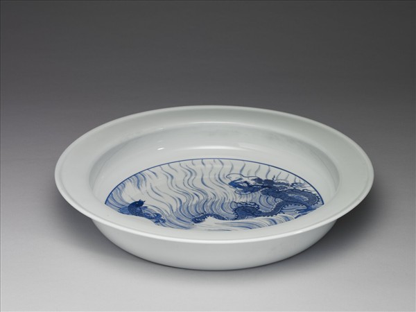 青花鯉躍龍門圖折沿盤