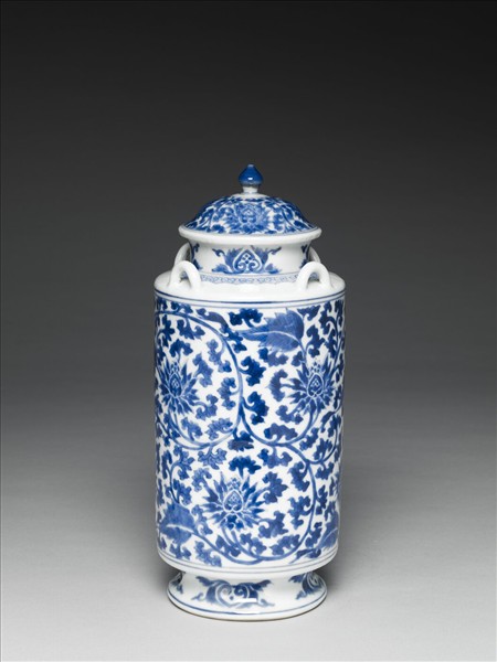 青花番蓮紋四繫蓋罐
