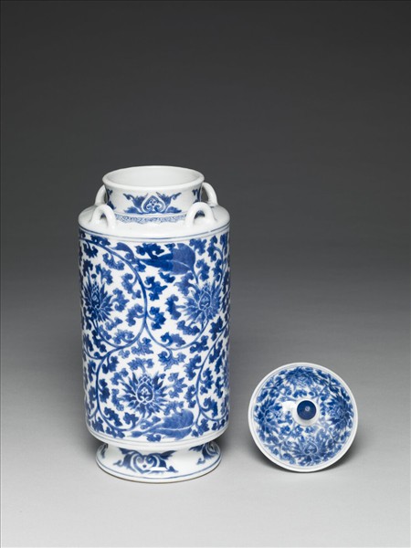 青花番蓮紋四繫蓋罐