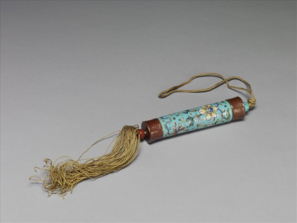 粉彩湖綠地纏枝花卉紋牙籤筒