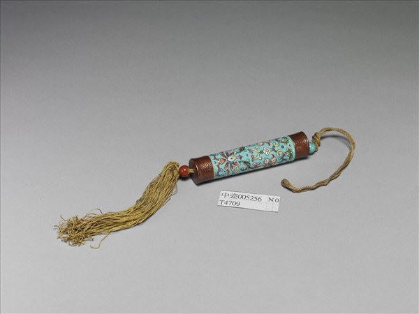 粉彩湖綠地纏枝花卉紋牙籤筒
