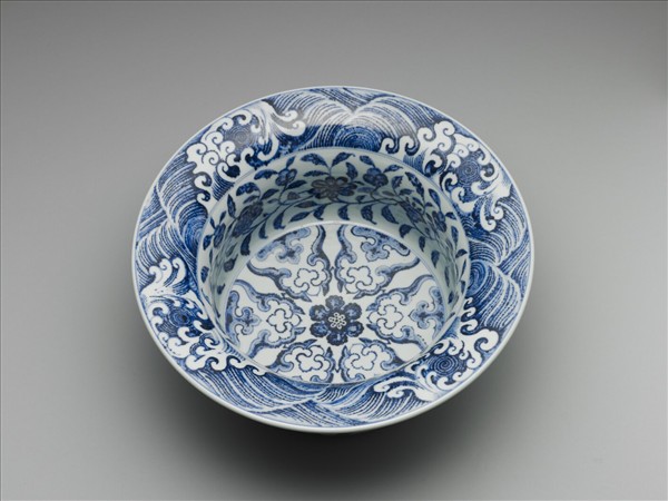 青花水波花卉紋折沿洗