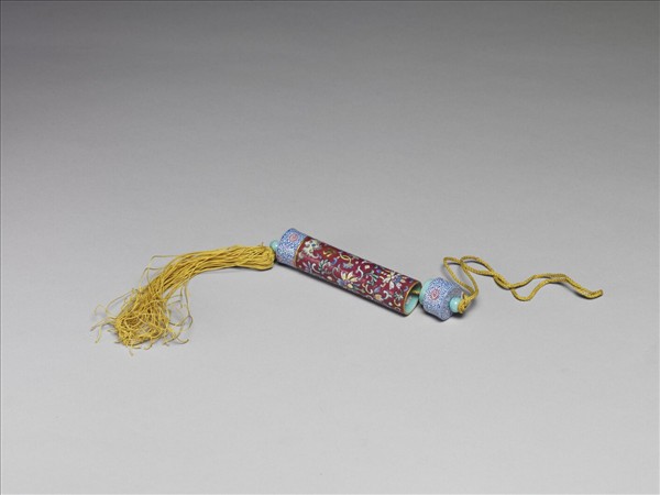 粉彩紅地纏枝花卉紋牙籤筒