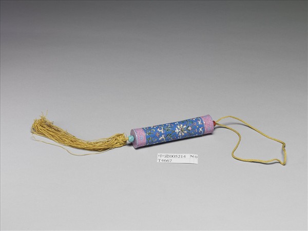 粉彩藍地纏枝花卉紋牙籤筒