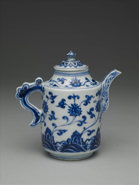 青花壽山福海蓮紋壺