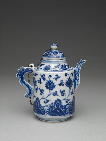 青花壽山福海蓮紋壺