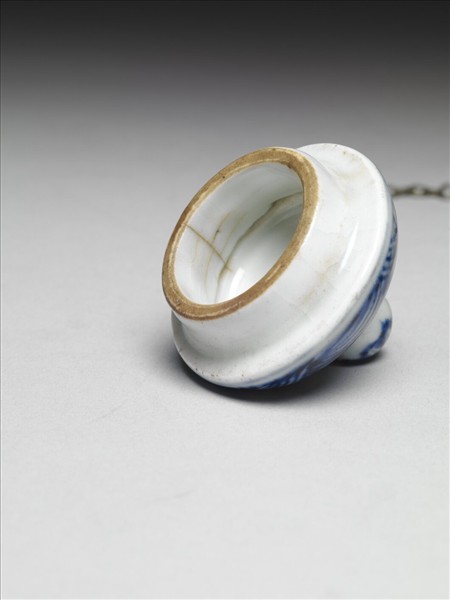 青花壽山福海蓮紋壺