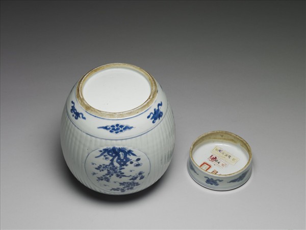 青花博古圖蓋罐