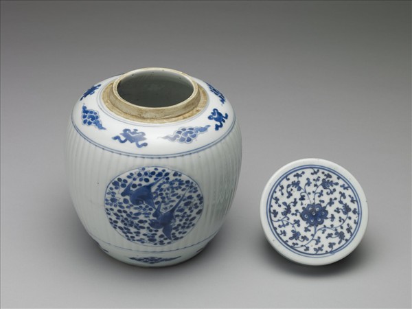 青花博古圖蓋罐