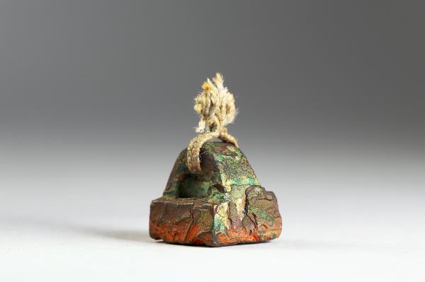 「秦□私印」銅印