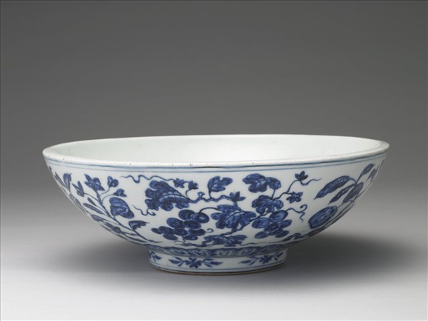 青花四季花果紋大碗