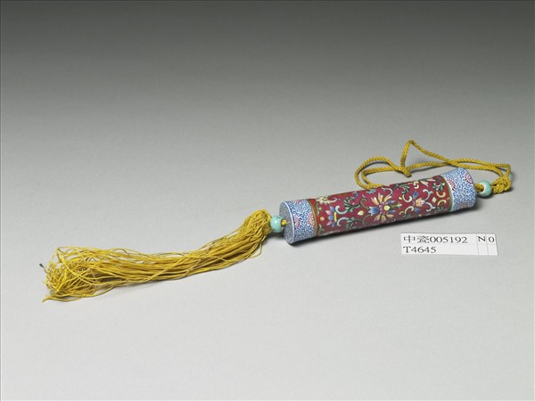 粉彩紅地纏枝花卉紋牙籤筒