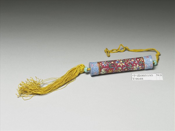 粉彩紅地纏枝花卉紋牙籤筒