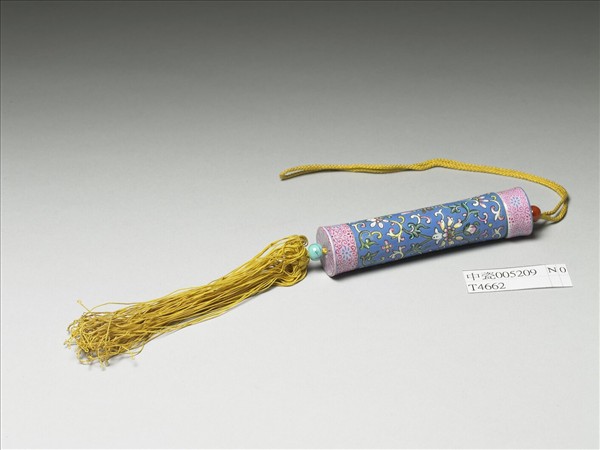 粉彩藍地纏枝花卉紋牙籤筒