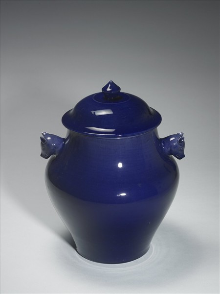 霽青釉雙獸首蓋罐