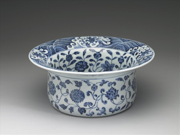 青花水波花卉折沿洗
