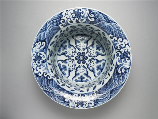 青花水波花卉折沿洗