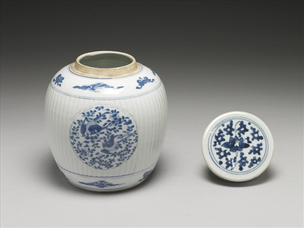 青花博古圖蓋罐