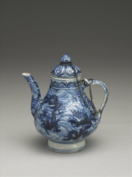 青花龍紋小執壺