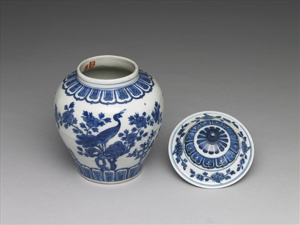 青花花鳥紋蓋罐