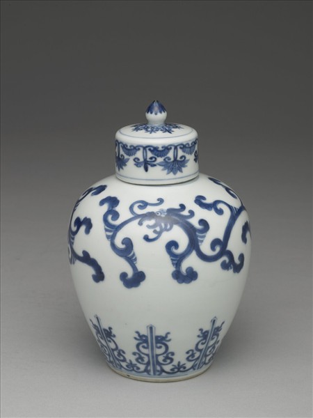 青花夔龍紋蓋罐