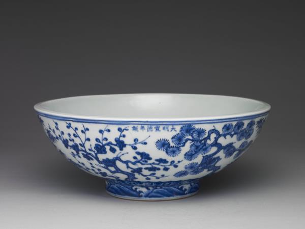 青花松竹梅紋大碗