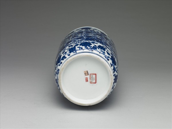 青花幾何紋壯罐