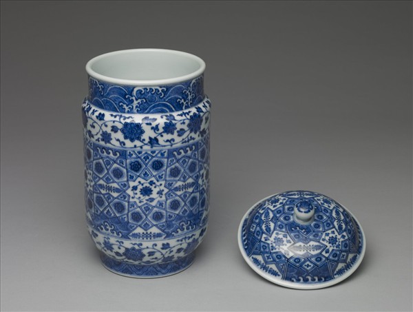 青花幾何紋壯罐
