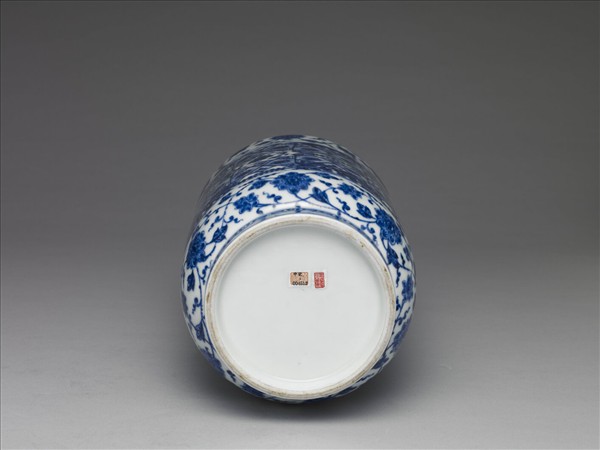 青花幾何紋壯罐