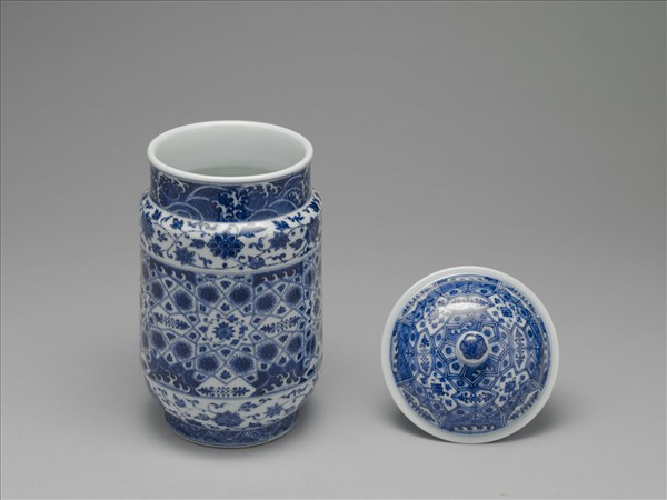 青花幾何紋壯罐