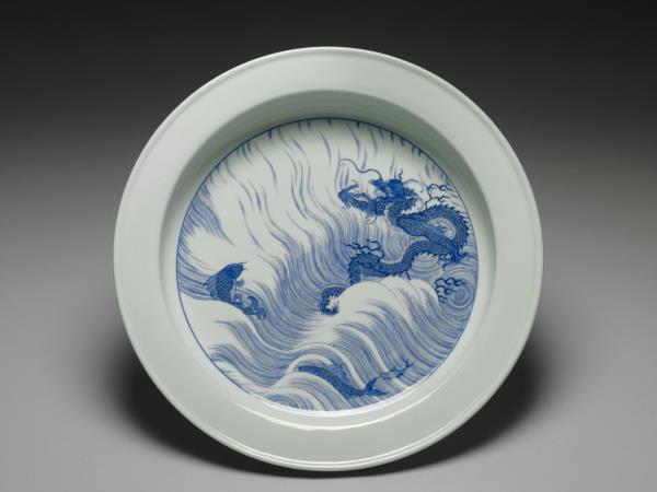 青花魚龍紋折沿洗