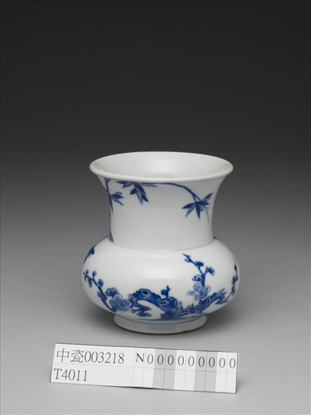 青花梅竹雙清渣斗