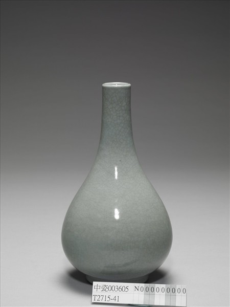 冬青釉小膽瓶