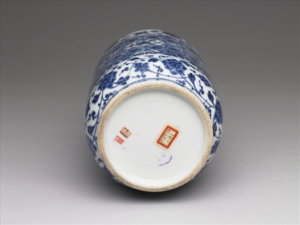 青花幾何紋壯罐