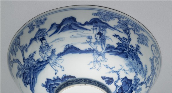 青花山水仕女圖碗