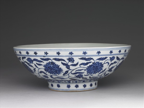 青花花卉紋碗