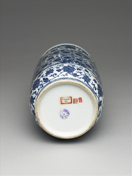 青花幾何紋壯罐