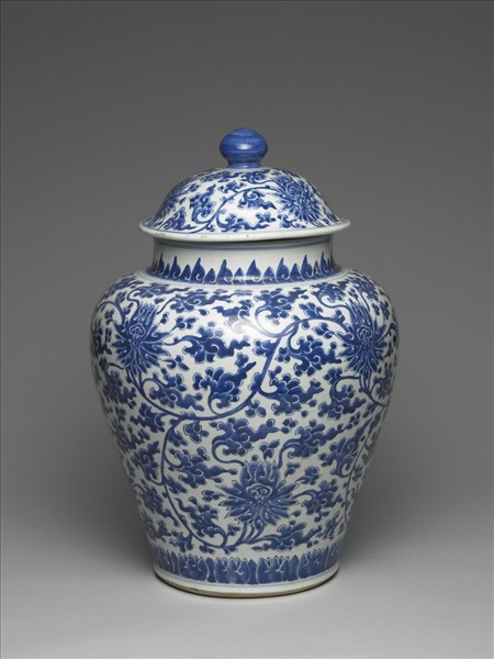 青花番蓮紋蓋罐