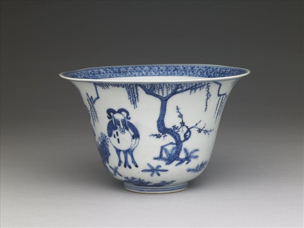 青花三羊開泰仰鍾式鐘