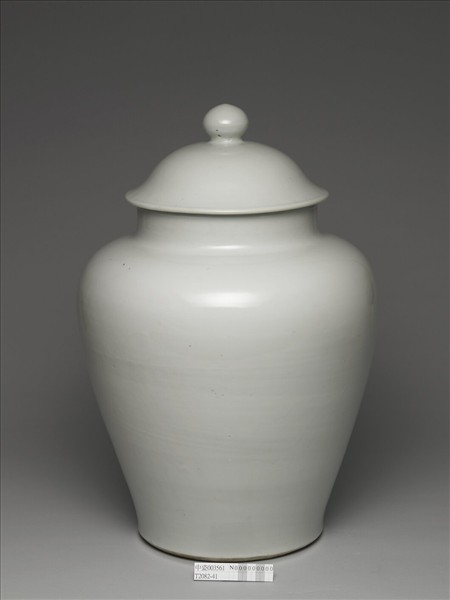 白瓷蓋罐
