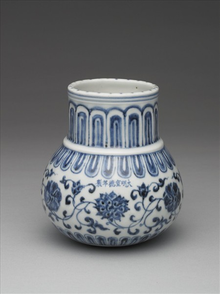青花花卉紋花澆