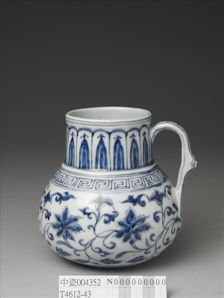 青花花卉紋花澆